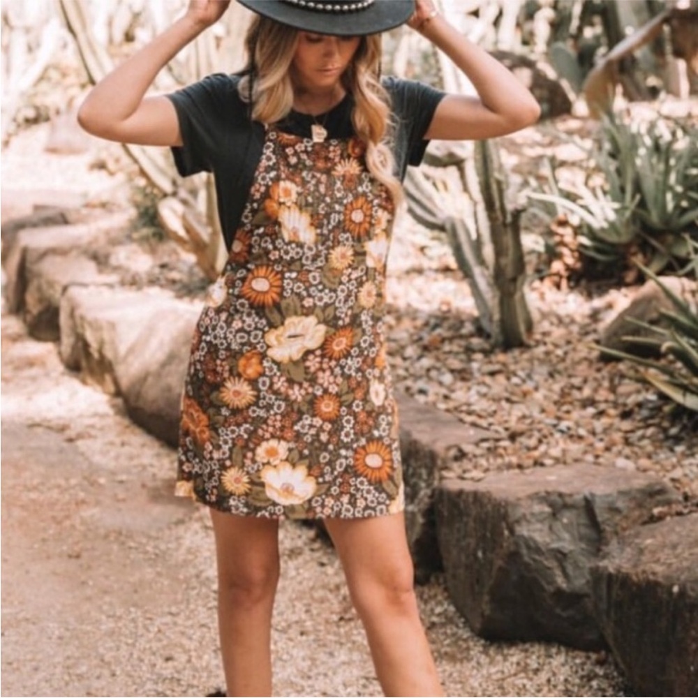Spell & The Gypsy Desert Daisy Pinafore Dress